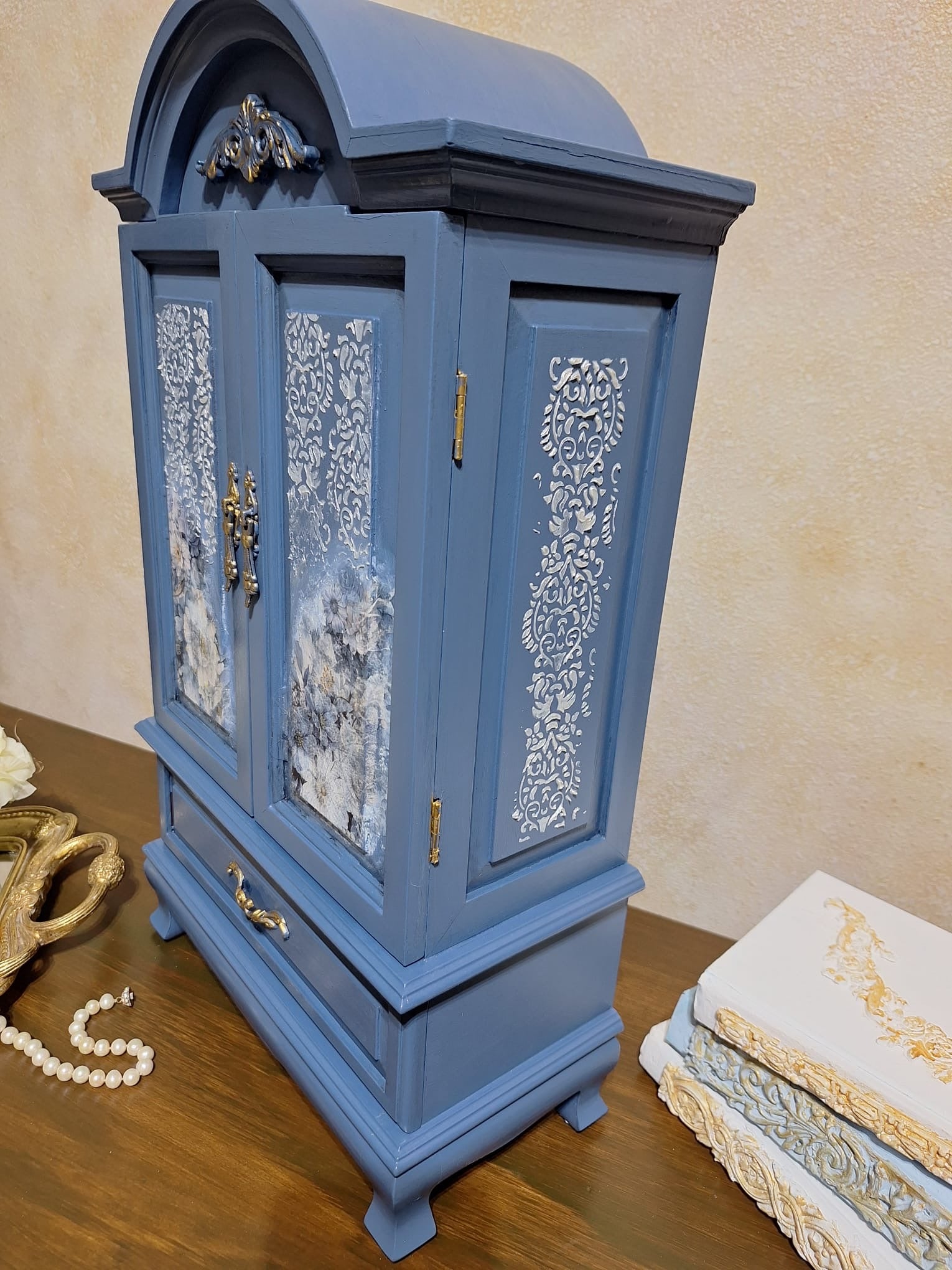Jewelry Box