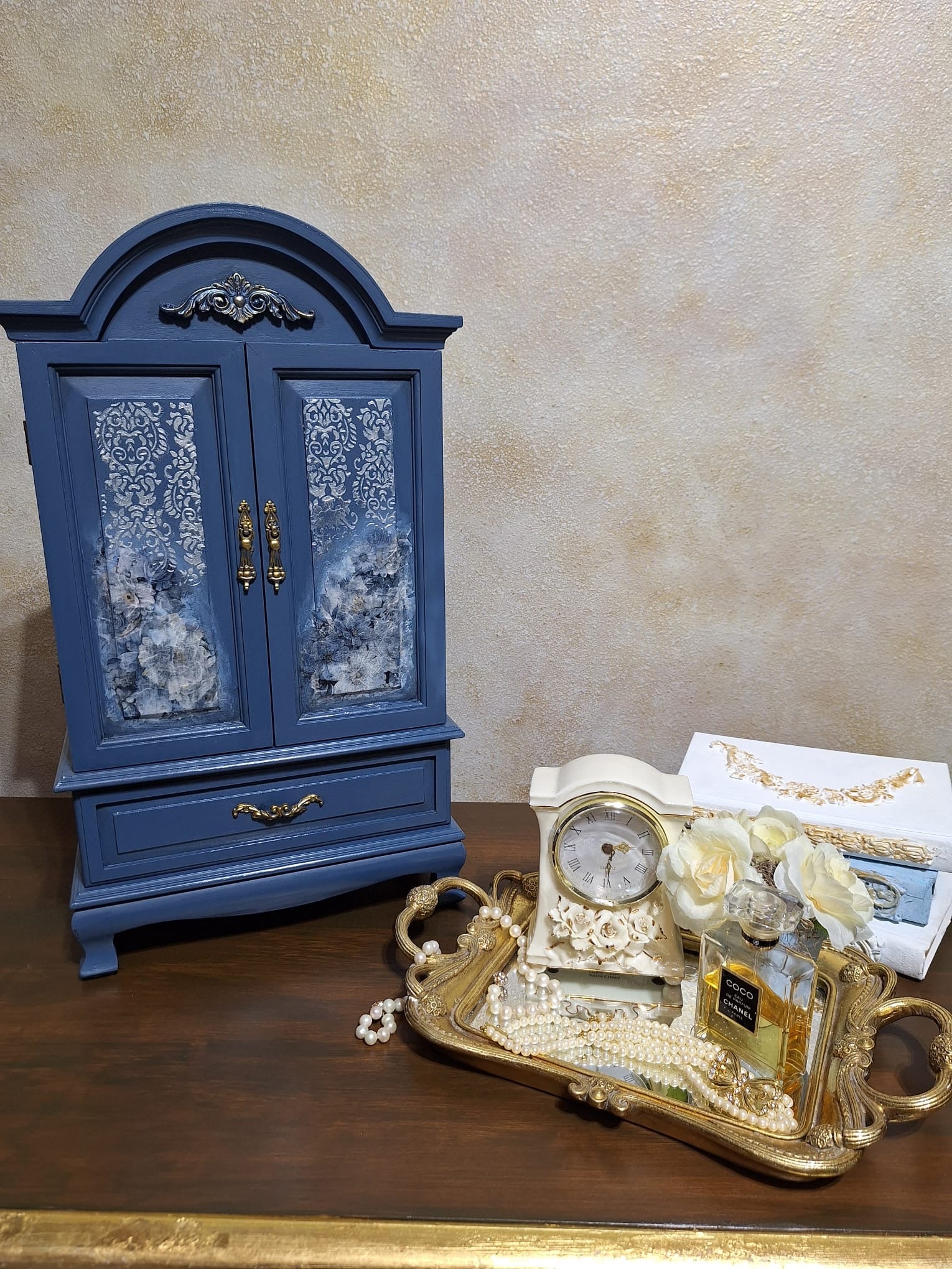 Jewelry Box